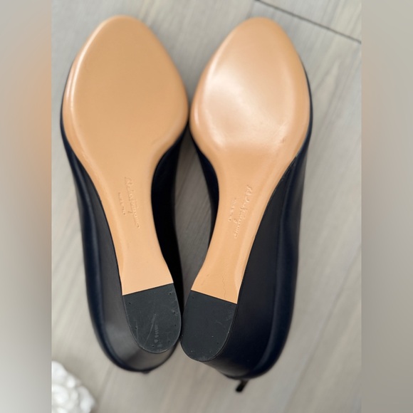 Salvatore Ferragamo Peep Toe Wedge Heel Navy Blue Pump 9.5 - Picture 10 of 11